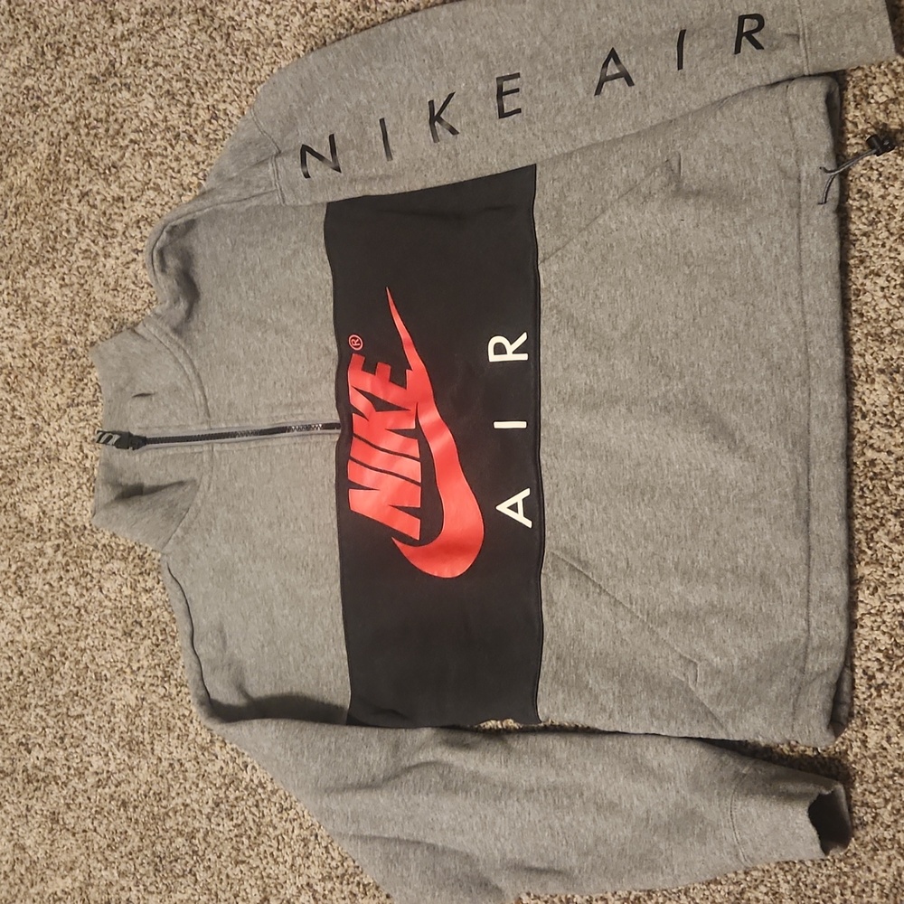 Sweatshirt zip up collar